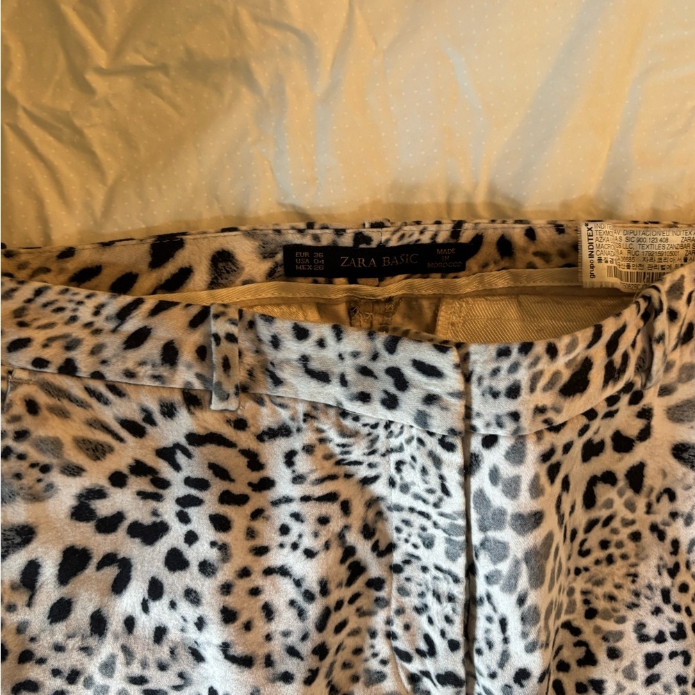 Zara Basic Animal Print Pants - Picture 4 of 13